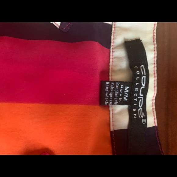 Beautiful multi colored blouse in Medium - Picture 16 of 16